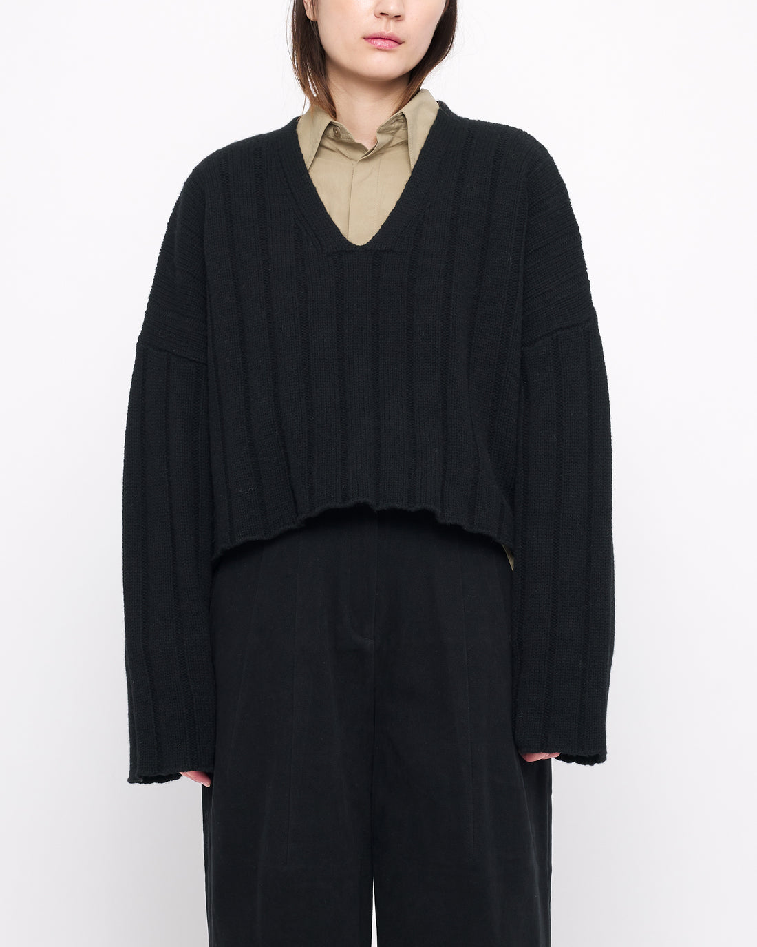 Oversized Ribbed V-Neck - Black