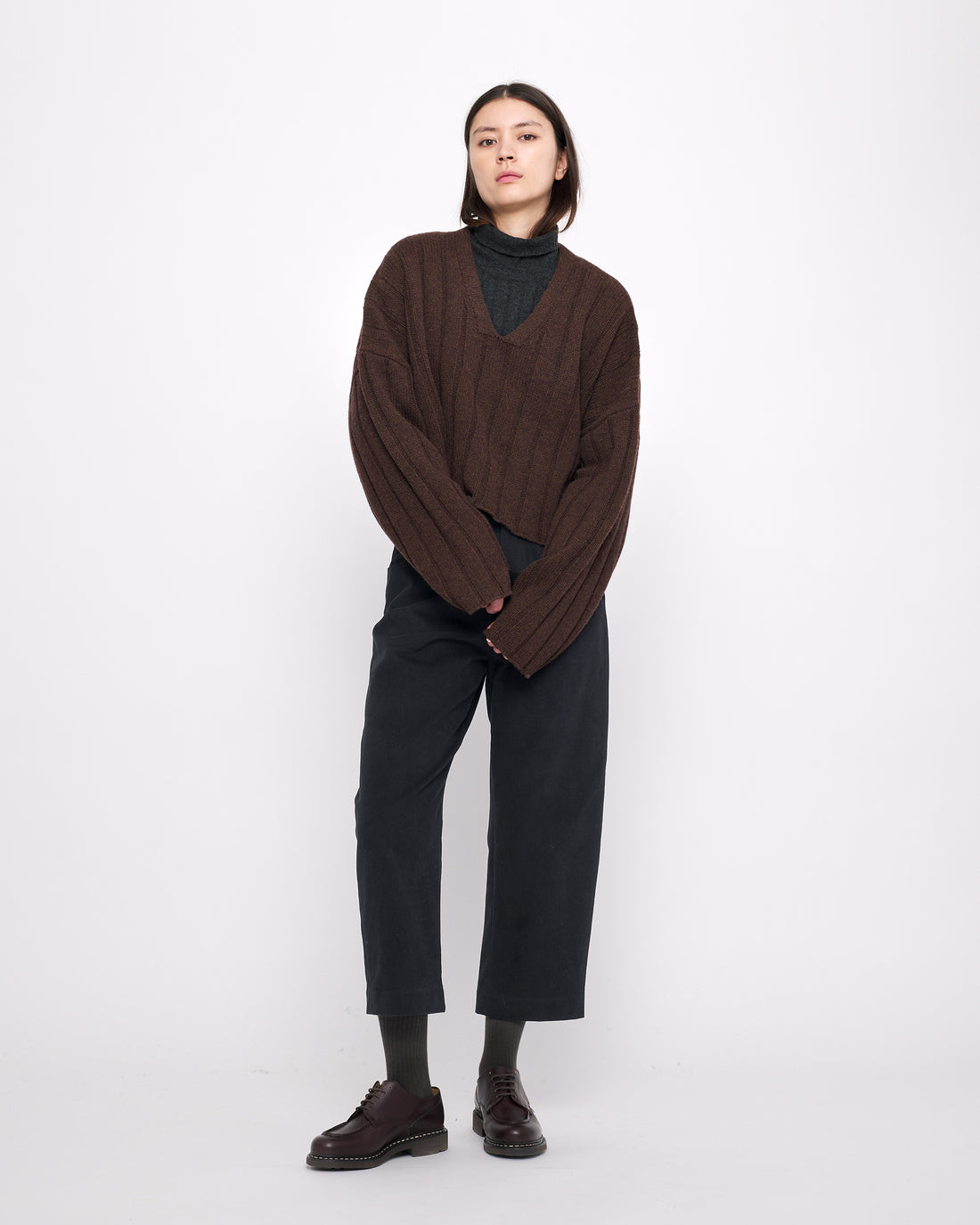 Oversized Ribbed V-Neck - Brown