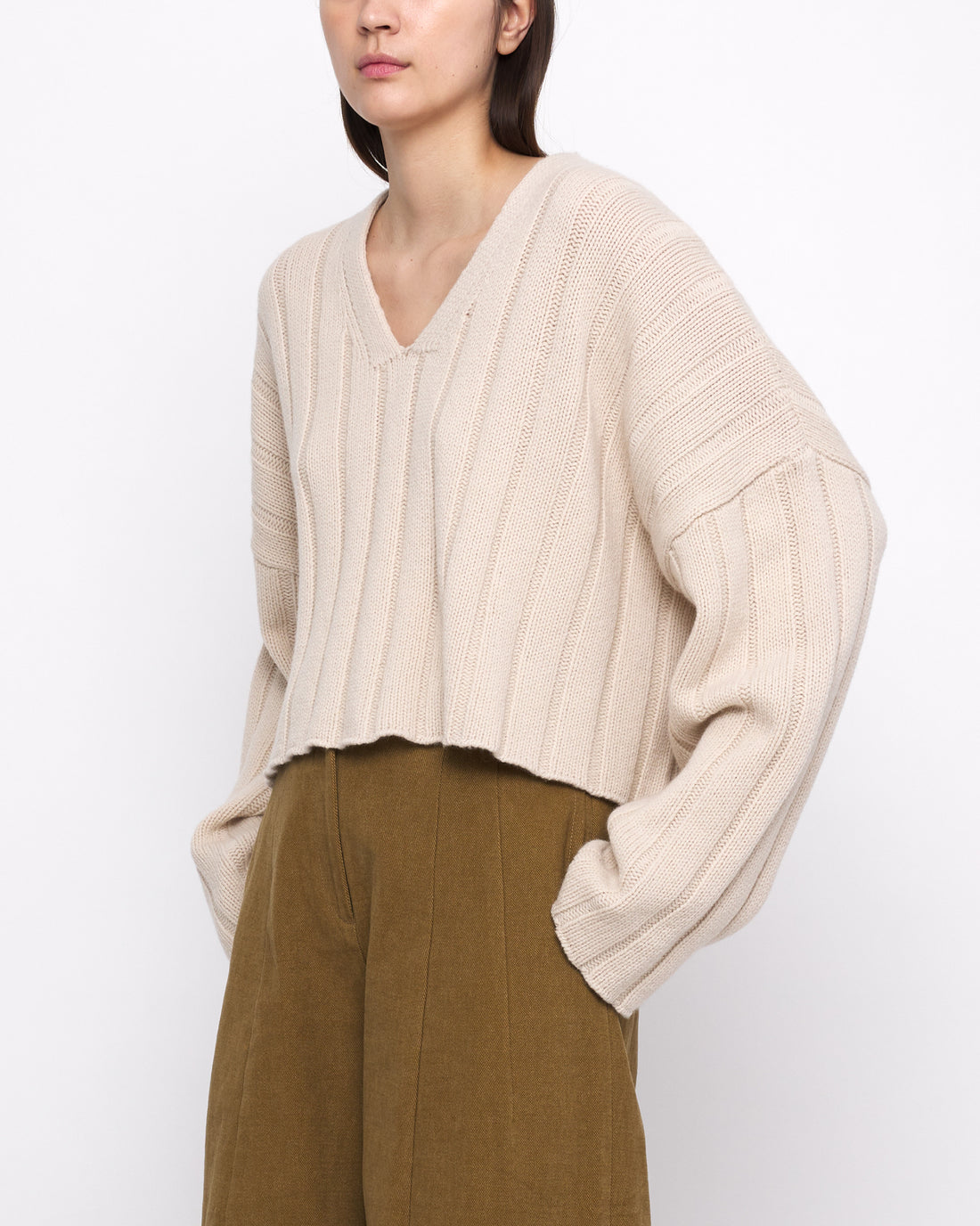 Oversized Ribbed V-Neck - Beige-White
