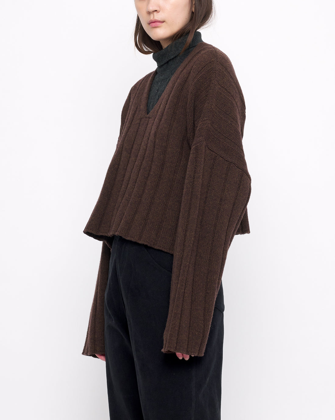 Oversized Ribbed V-Neck - Brown