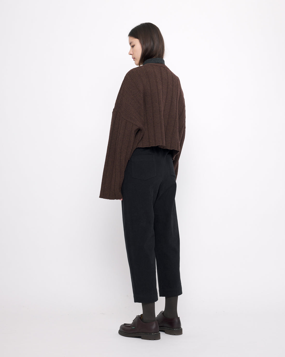 Oversized Ribbed V-Neck - Brown