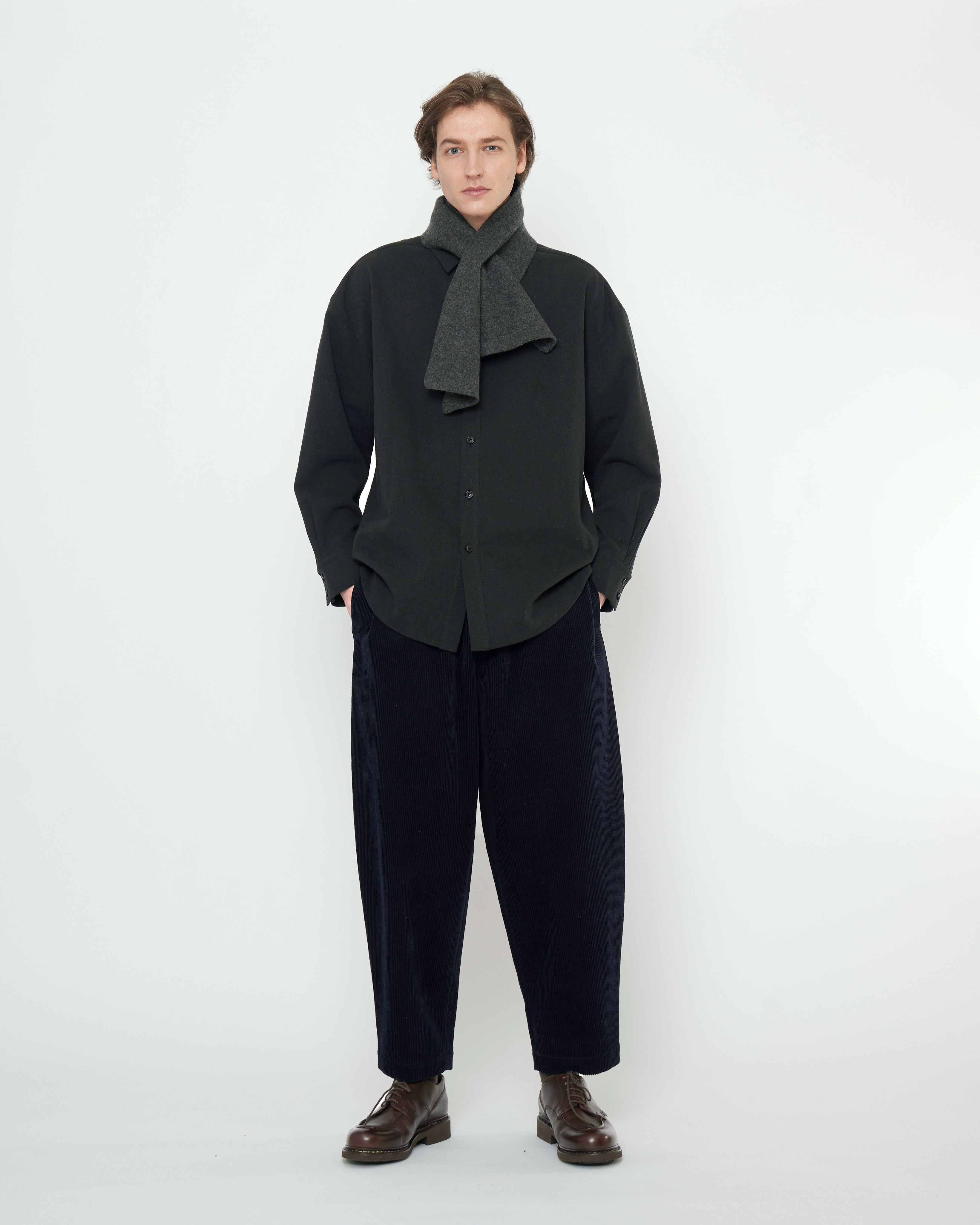 Cross Scarf - Boiled Wool - FW25 - Charcoal – 7115 by Szeki