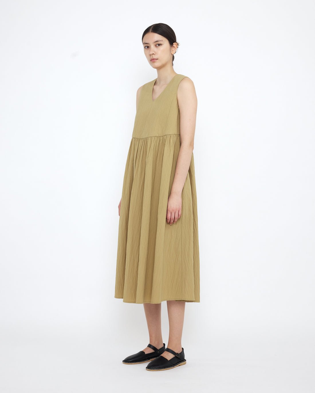 V-Neck Playdress - SS25 - Textured Dijon