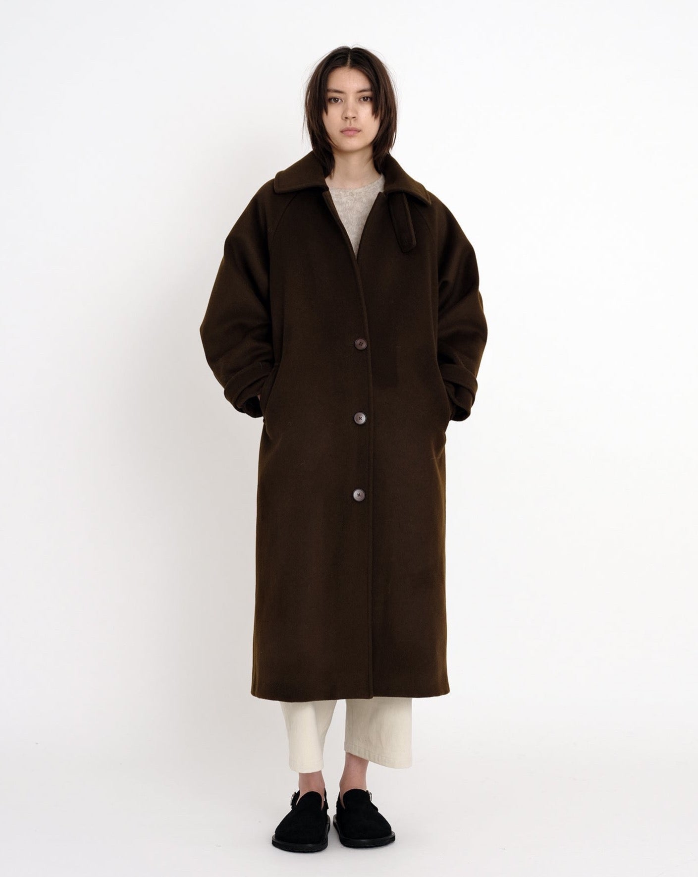 Balmacaan Wool Coat - FW22 - Deep Walnut – 7115 by Szeki