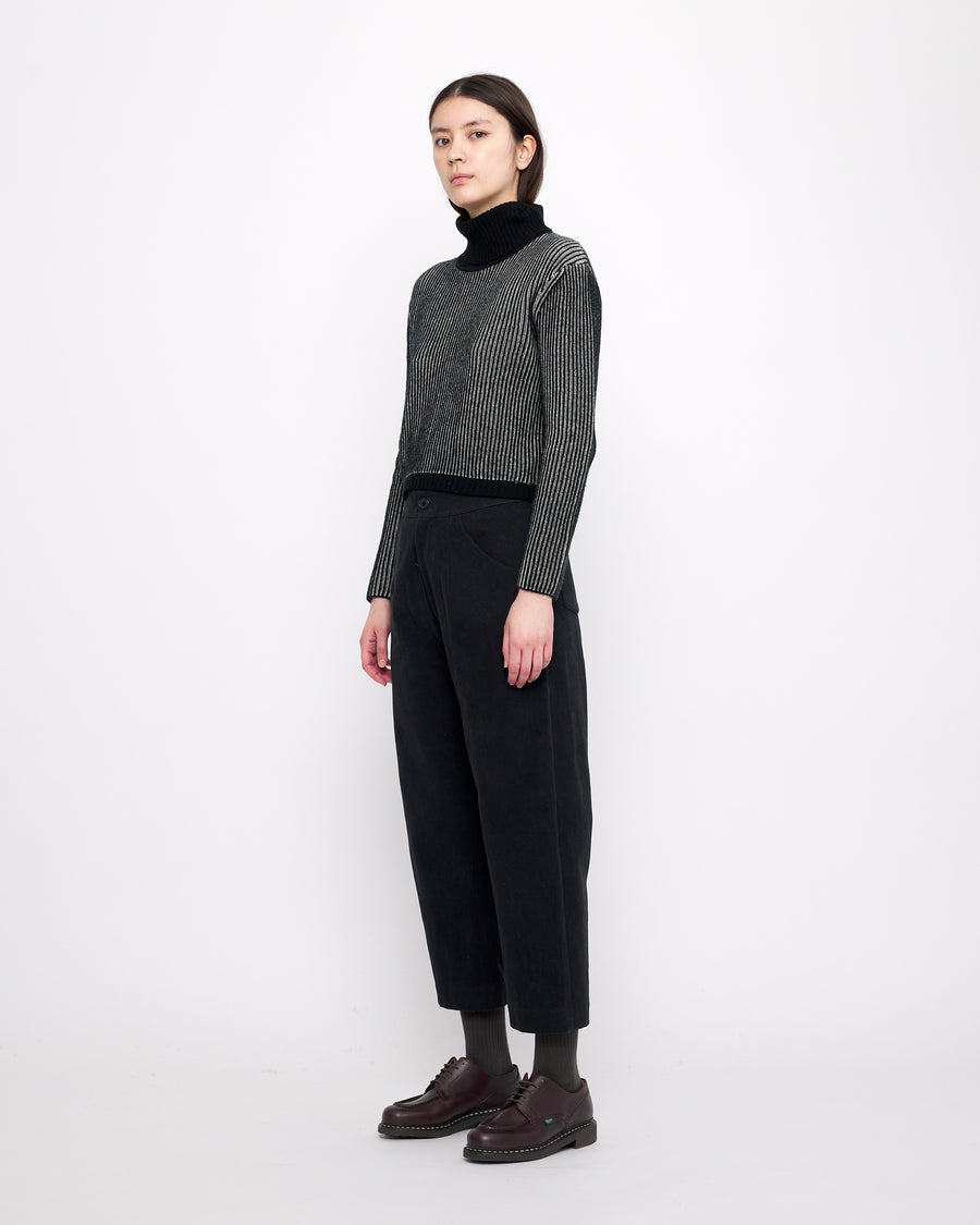 Striped Cropped Turtleneck - FW24 - Black Stripes