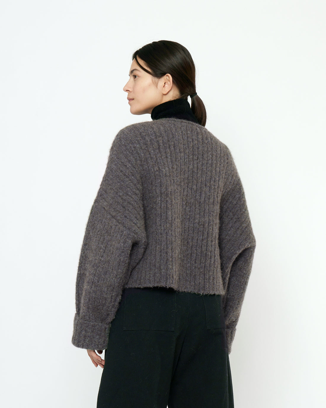 Chunky V-Neck Sweater - FW25 - Plum Gray