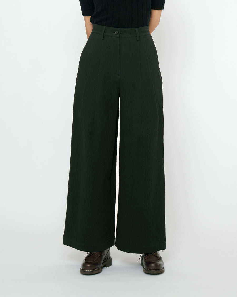 Textured Wide-Legged Skate Trouser - FW25 - Black