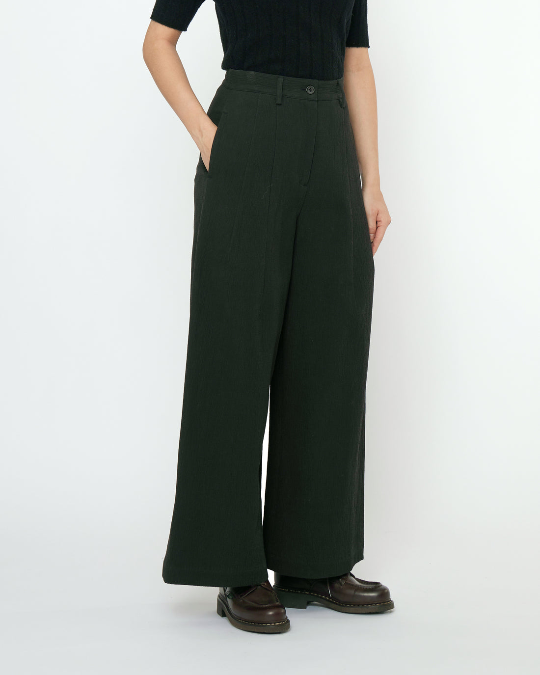 Textured Wide-Legged Skate Trouser - FW25 - Black