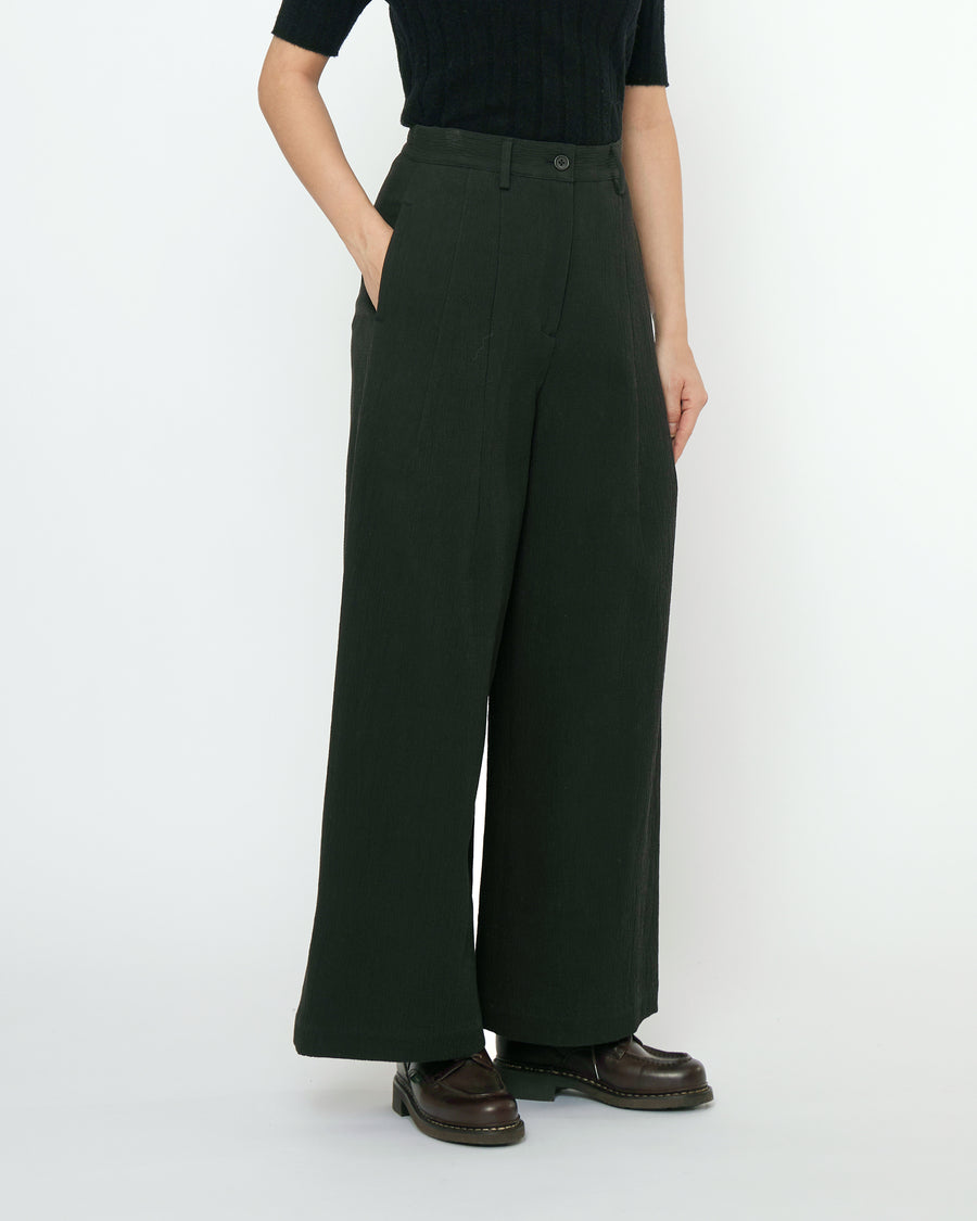 Textured Wide-Legged Skate Trouser - FW25 - Black