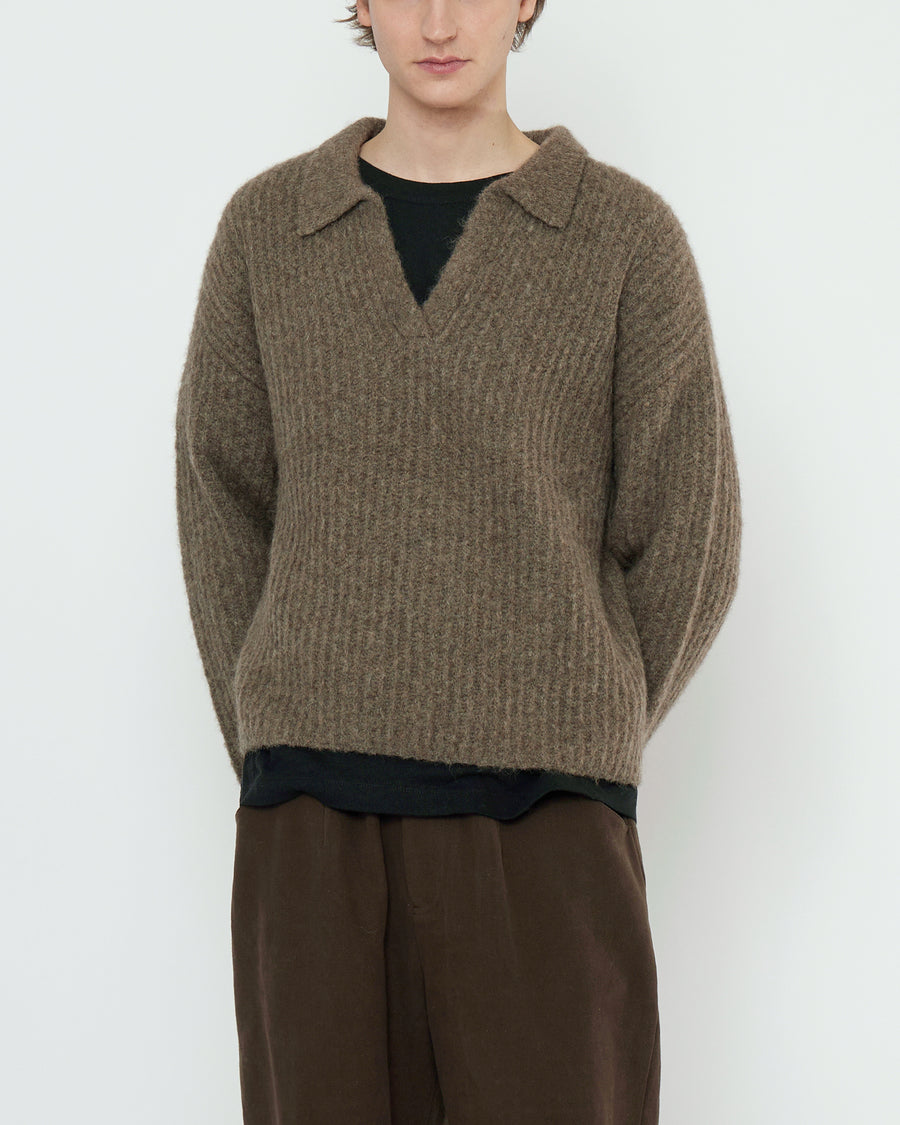 Collared V-Neck Jumper - FW25 - Light Umber