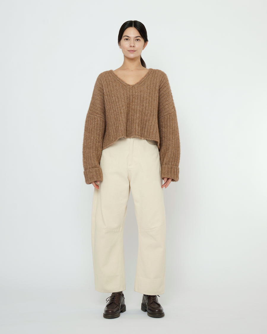 Chunky V-Neck Sweater - FW25 - Caramel Brown