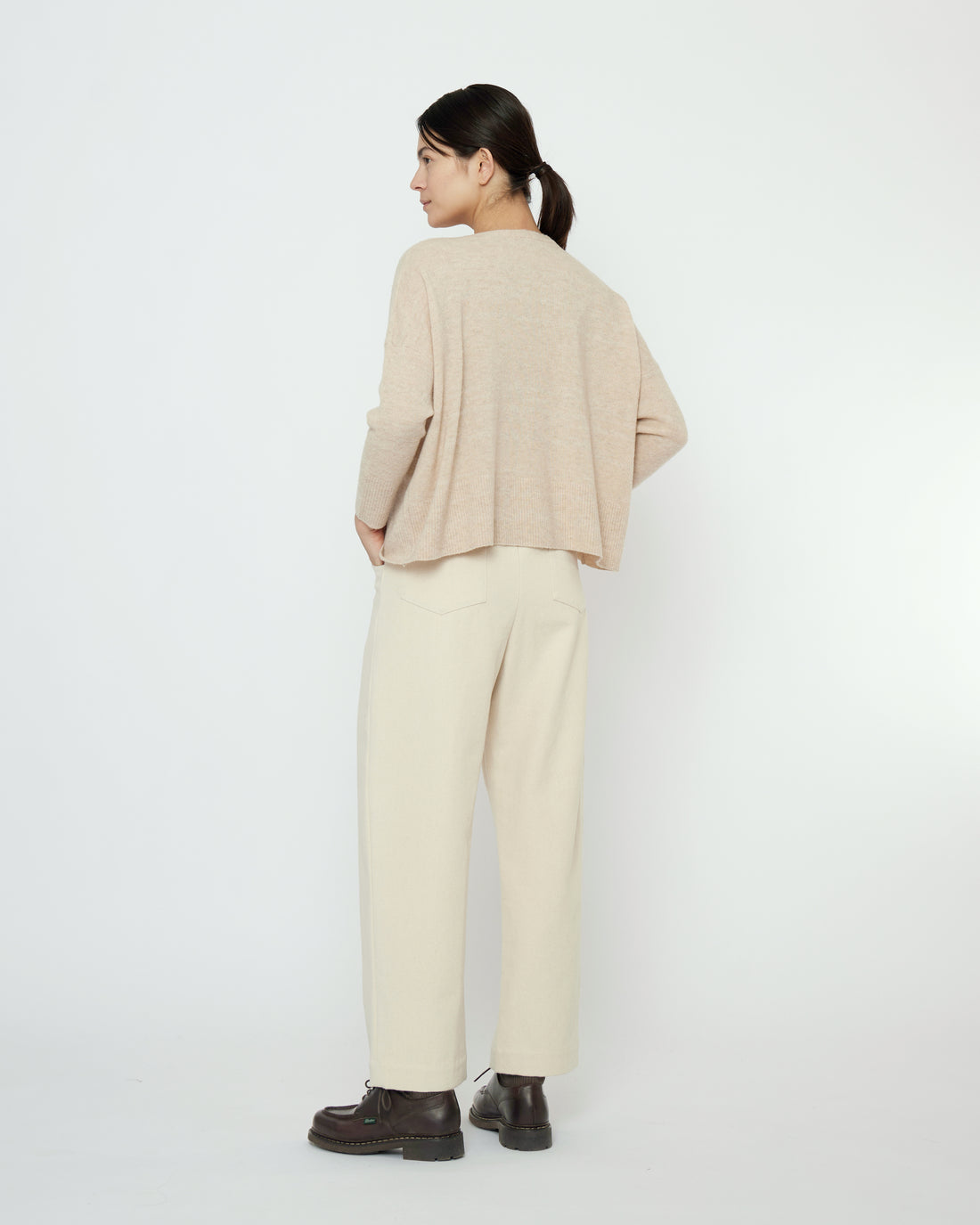V-Neck Sweater - FW25 - Sand Beige