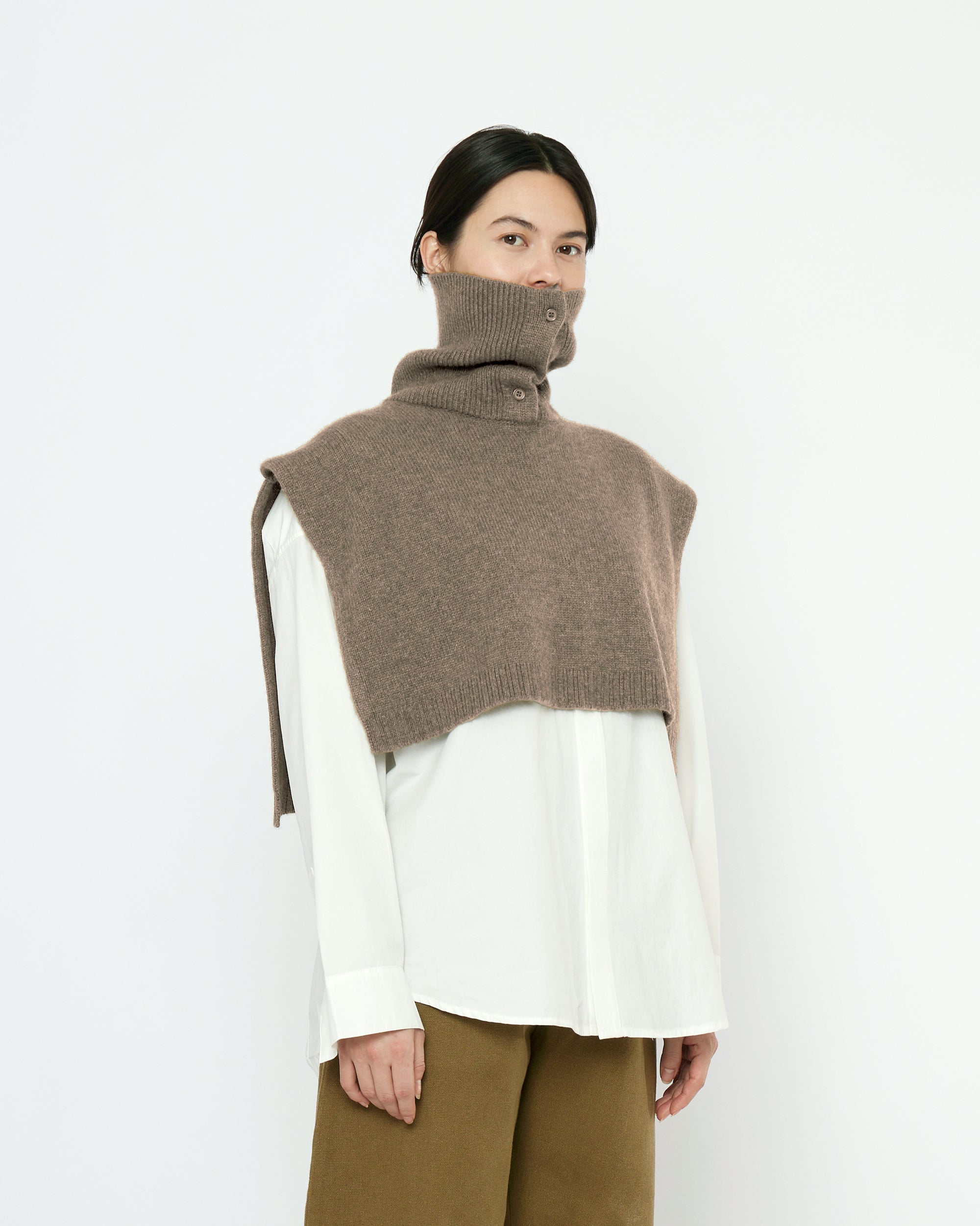 Knit Turtleneck Vest - FW25 - Taupe