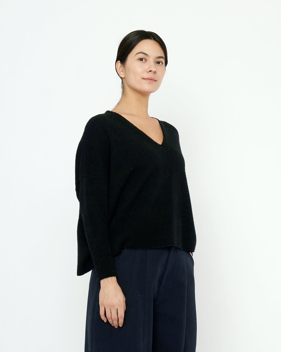 V-Neck Sweater - FW25 - Black