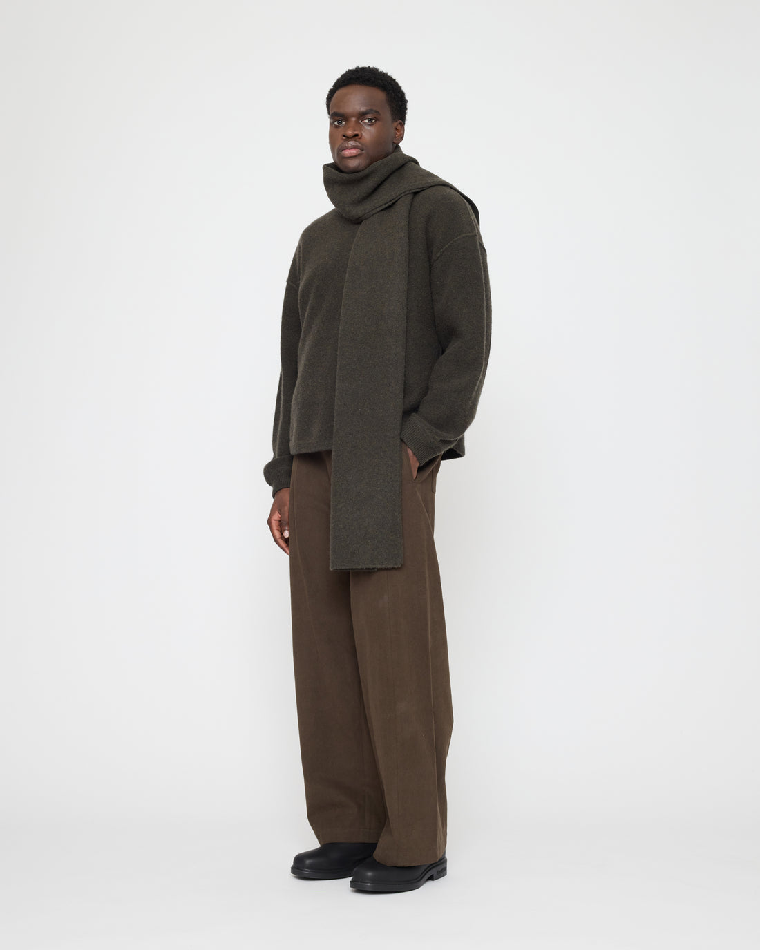 Long Wool Scarf - FW26 - Olive Brown