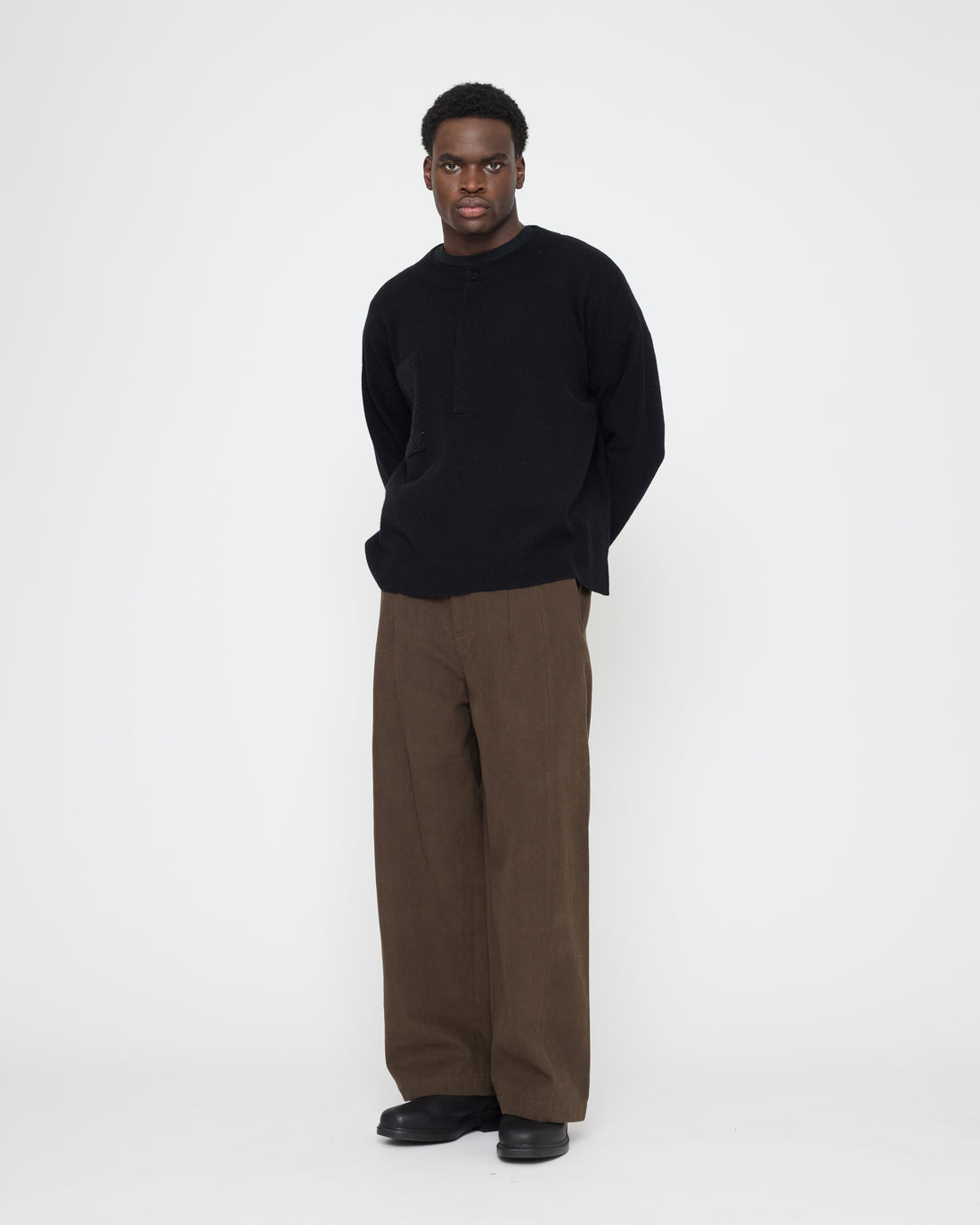 Relaxed Pocket Sweater - FW26 - Black