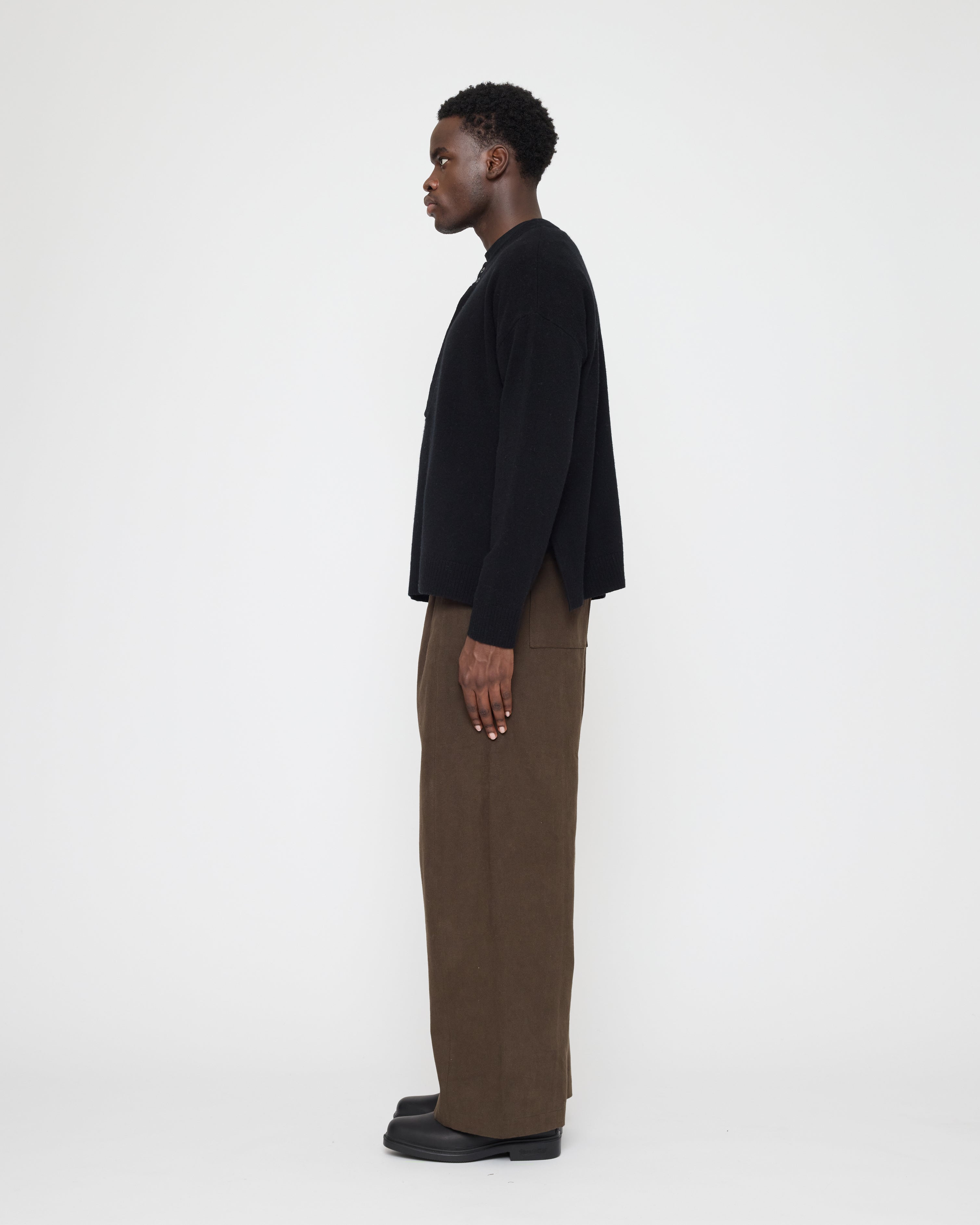 Relaxed Pocket Sweater - FW26 - Black