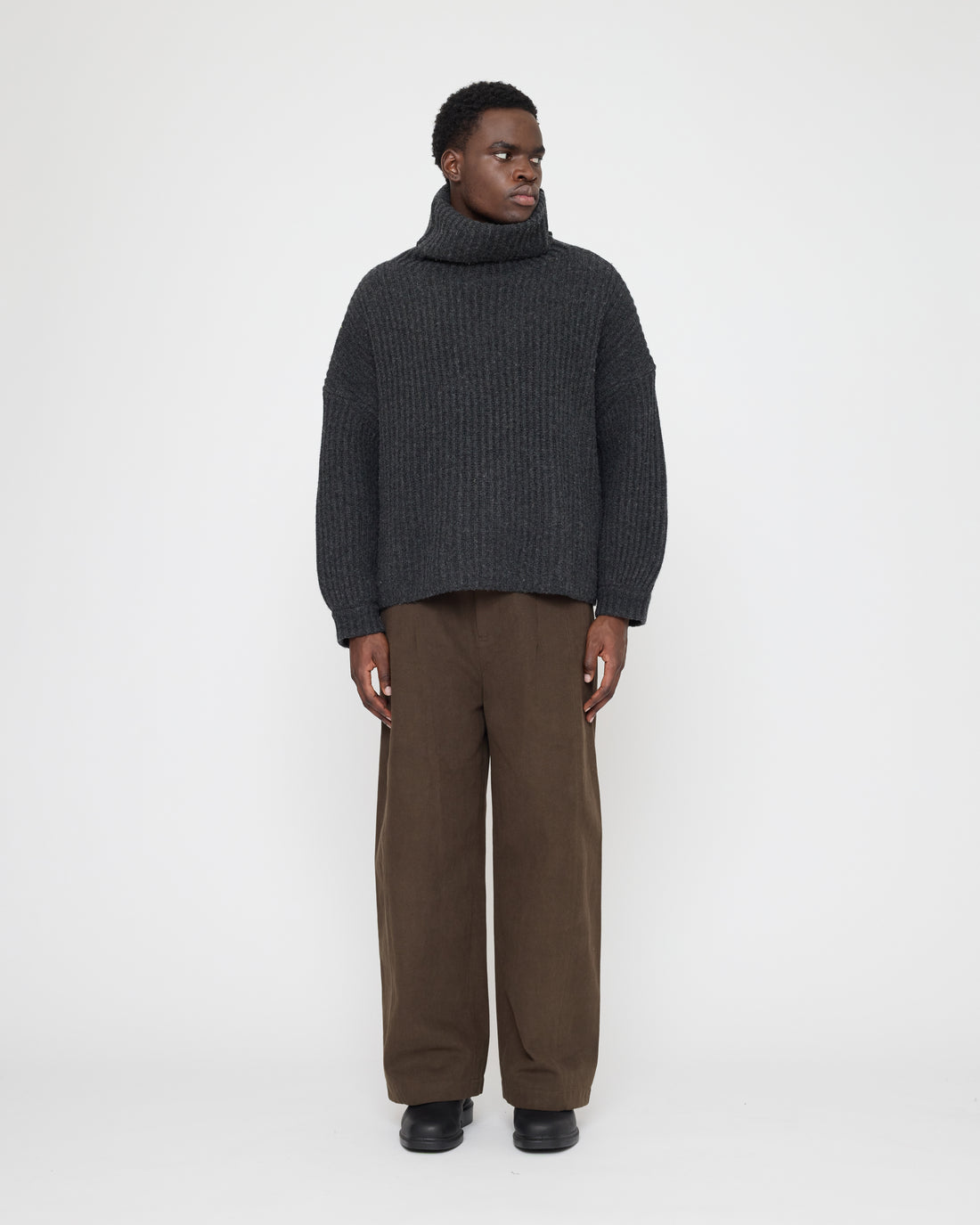 Chunky Ribbed Turtleneck Sweater - FW26 - Charcoal