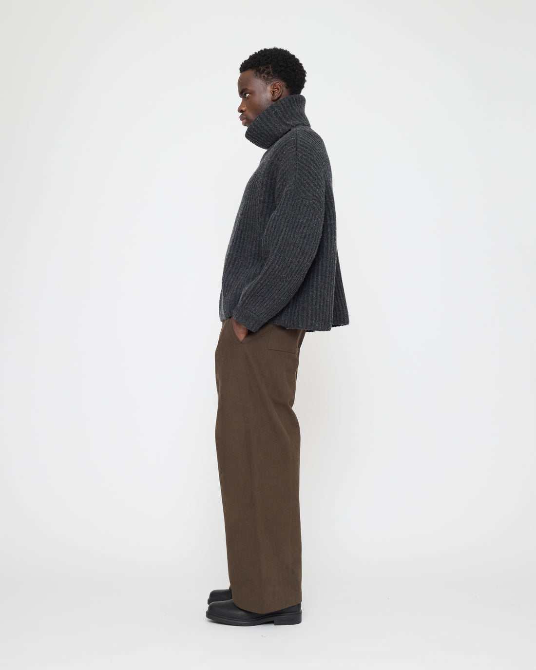 Chunky Ribbed Turtleneck Sweater - FW26 - Charcoal