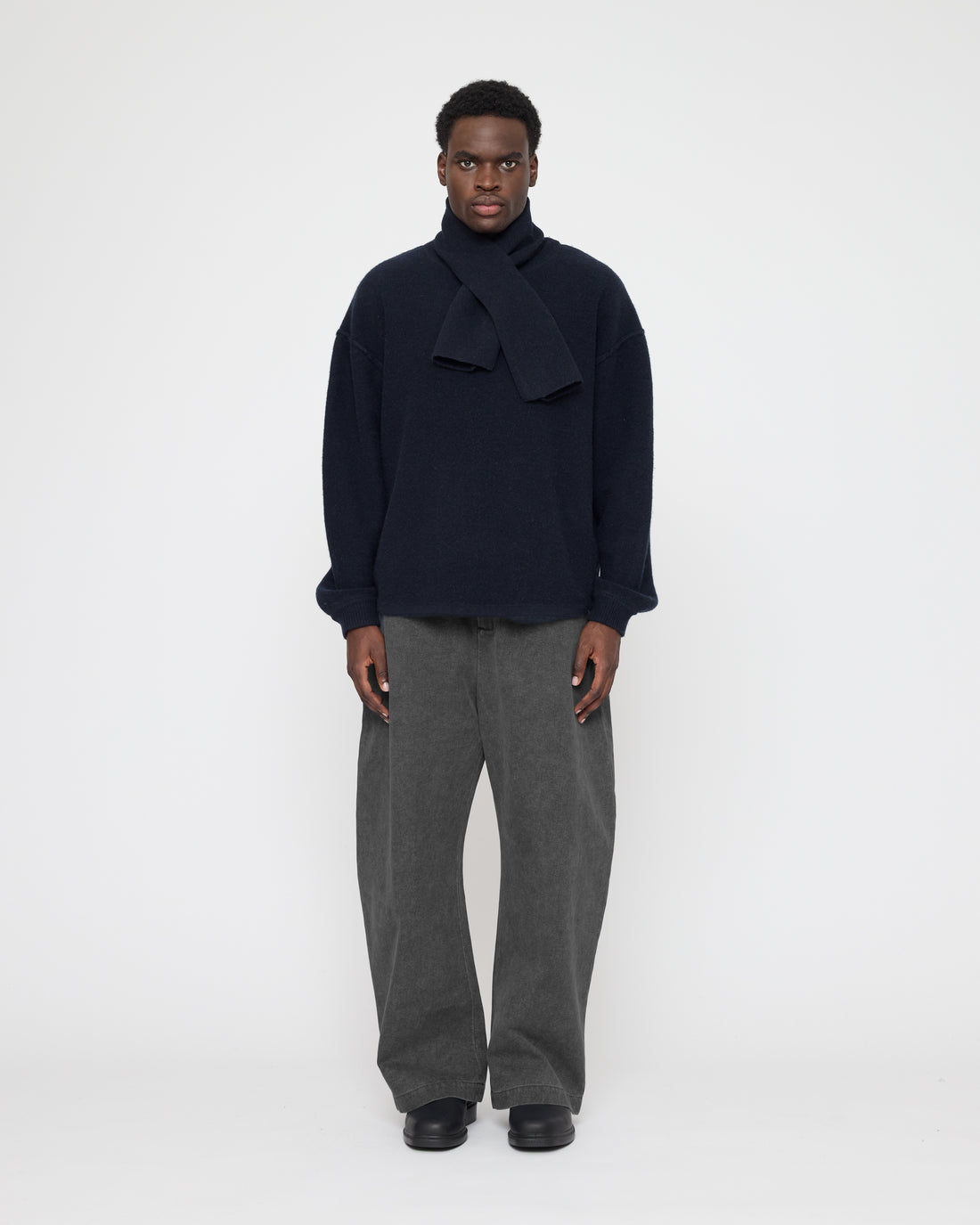 Cross Scarf - FW26 - Navy Black