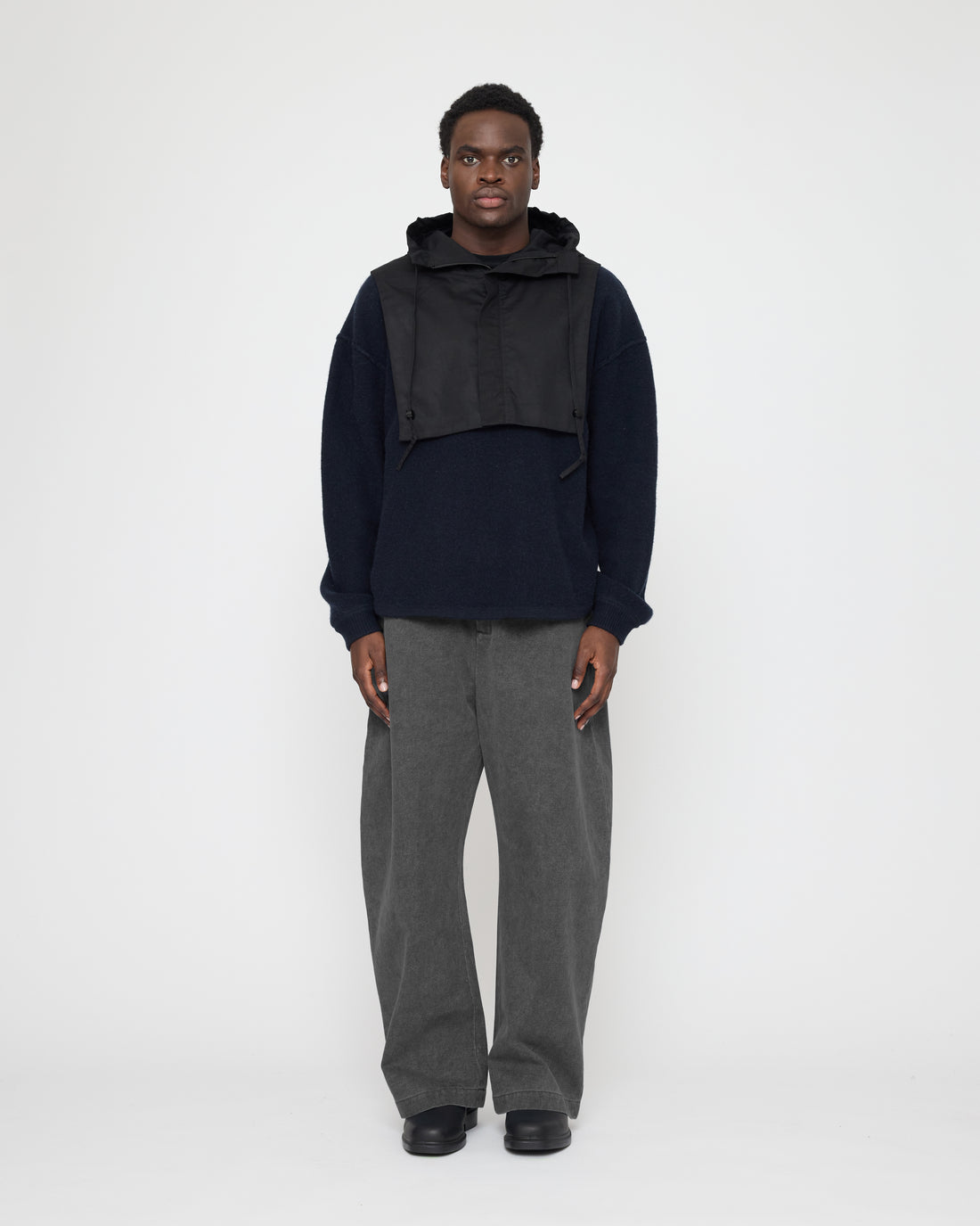 Waxed Hooded Vest - FW26 - Charcoal