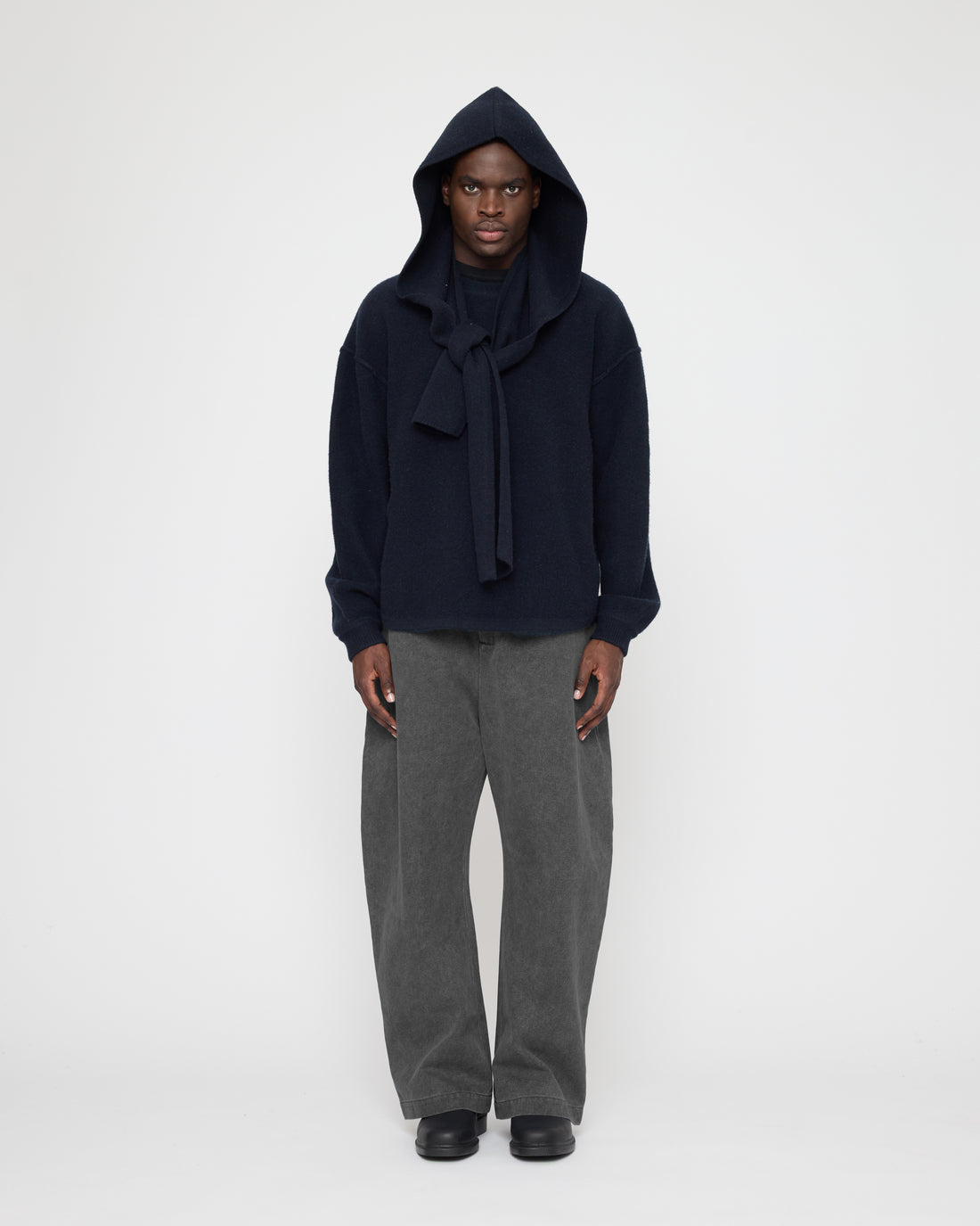 Hooded Scarf - FW26 - Navy Black