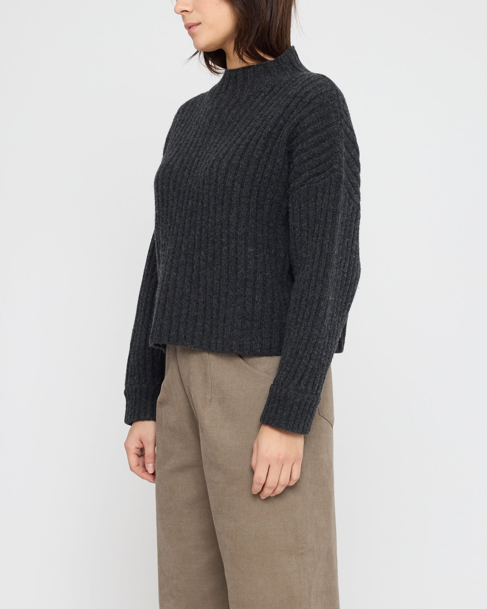 Chunky Ribbed Mock Neck - FW26 - Charcoal