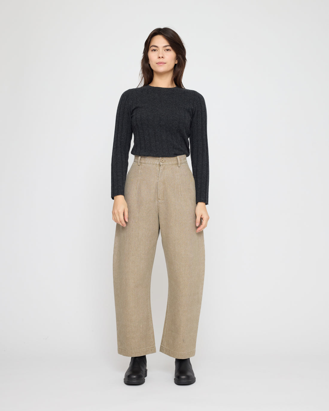 Tailored Curve Legged Trouser - FW26 - Washed Tan