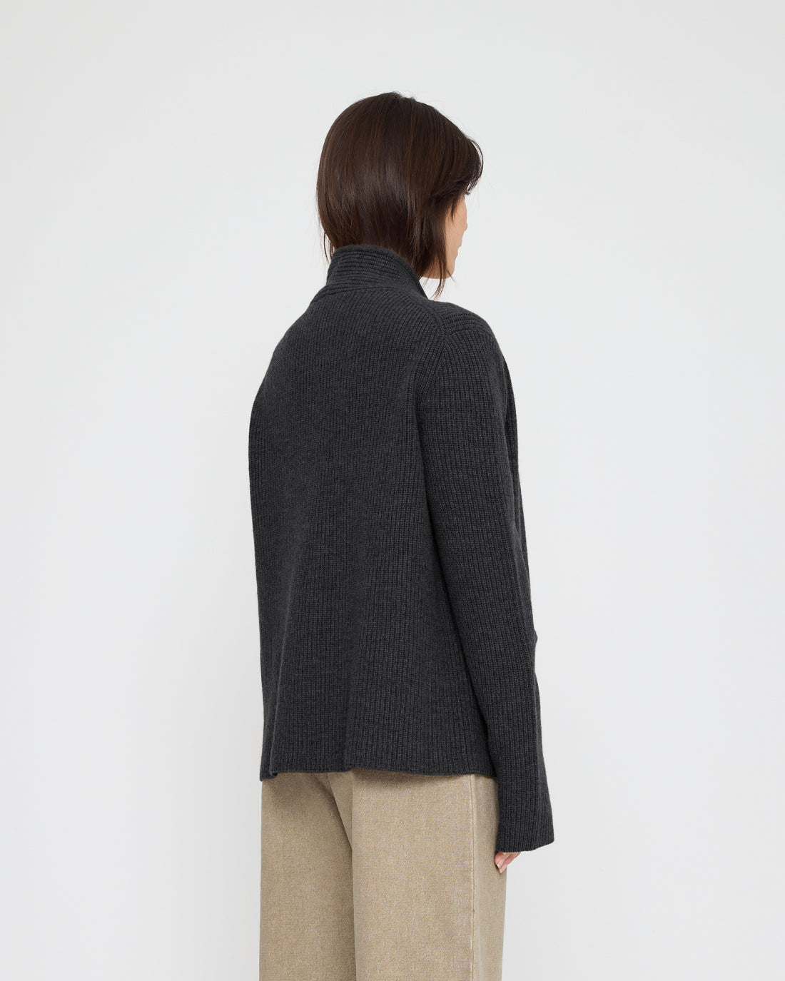 Pocket Ribbed Cardigan - FW26 - Charcoal
