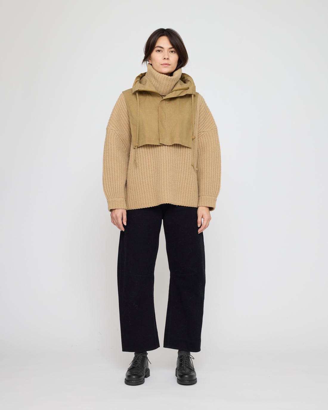 Waxed Hooded Vest - FW26 - Tan