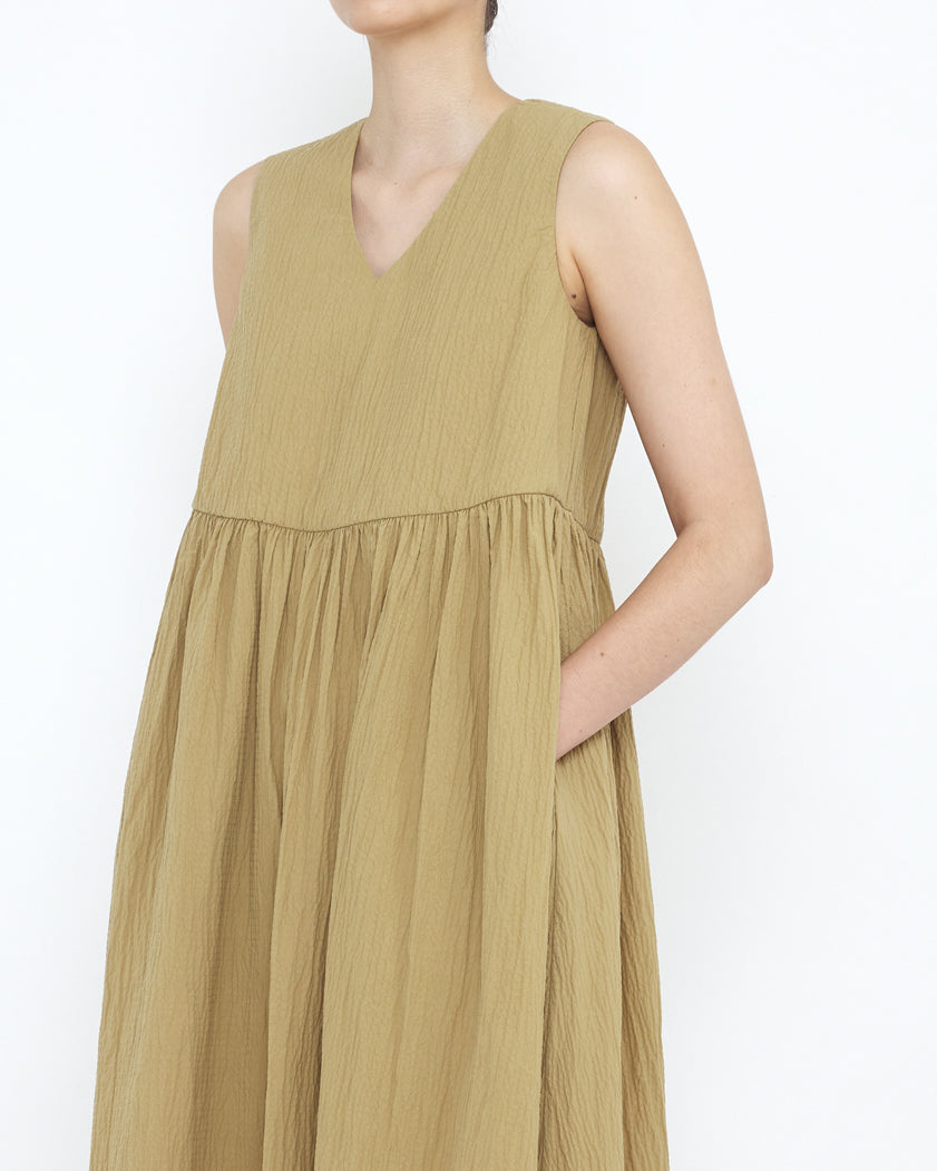 V-Neck Playdress - SS25 - Textured Dijon