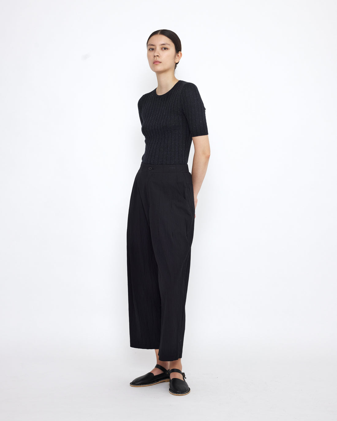 Mid-Sleeves Ribbed Fine Knit - SS25 - Black