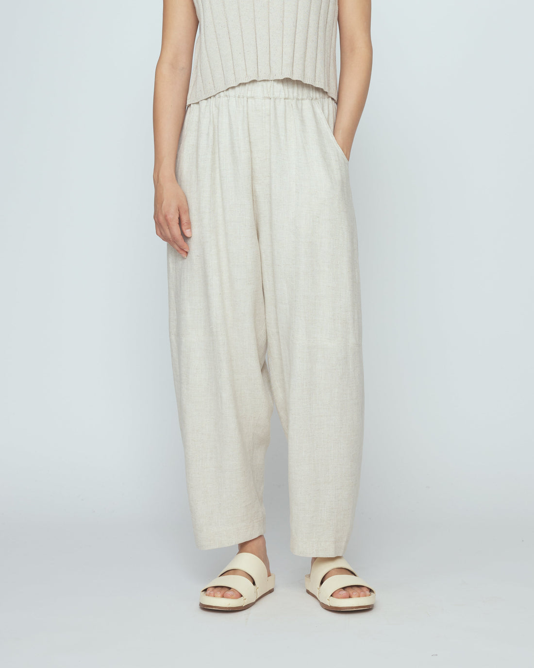 Elastic Panel Barrel Trouser - SS26 - Oatmeal