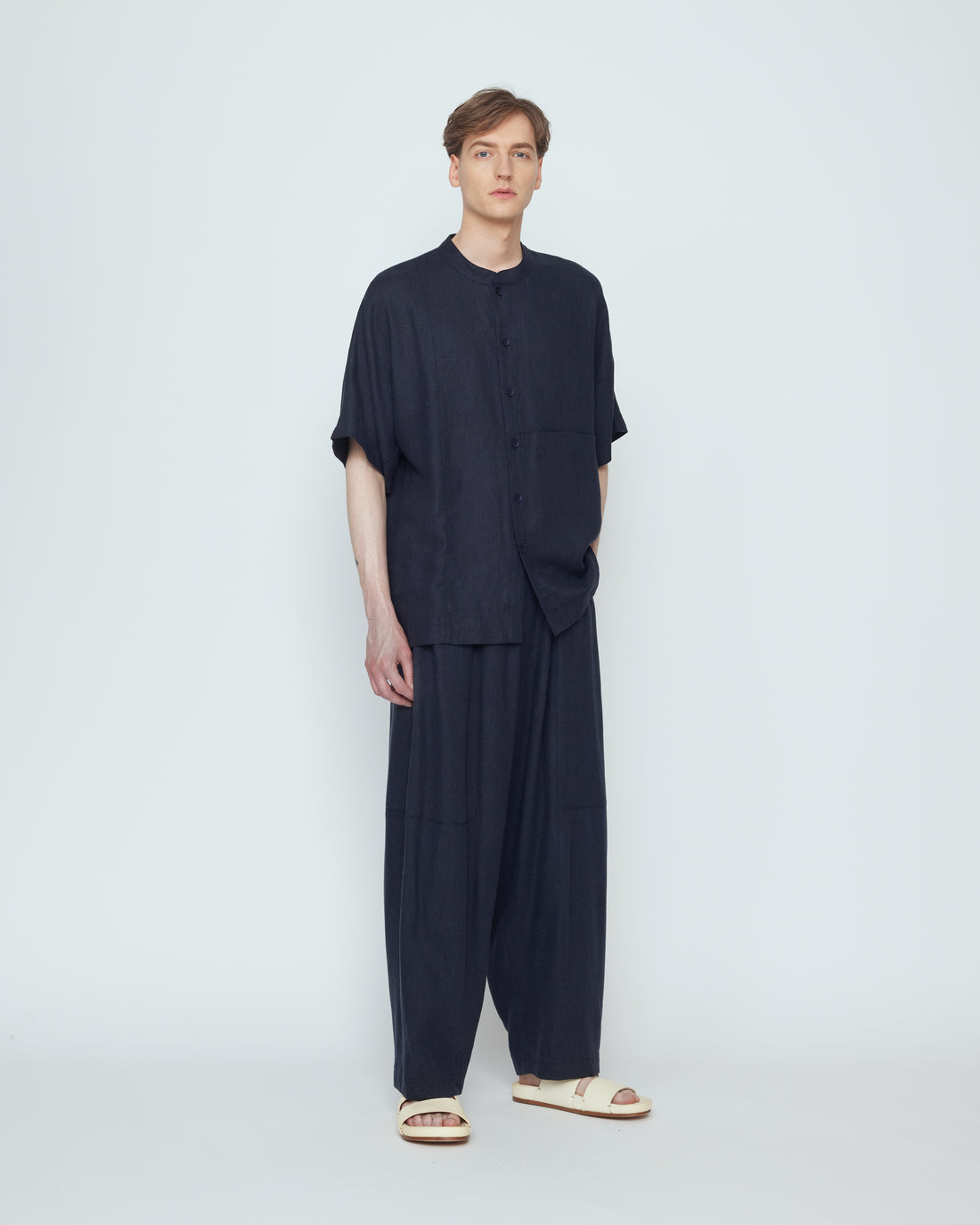Panel Pockets Shortsleeves - SS26 - Navy Black