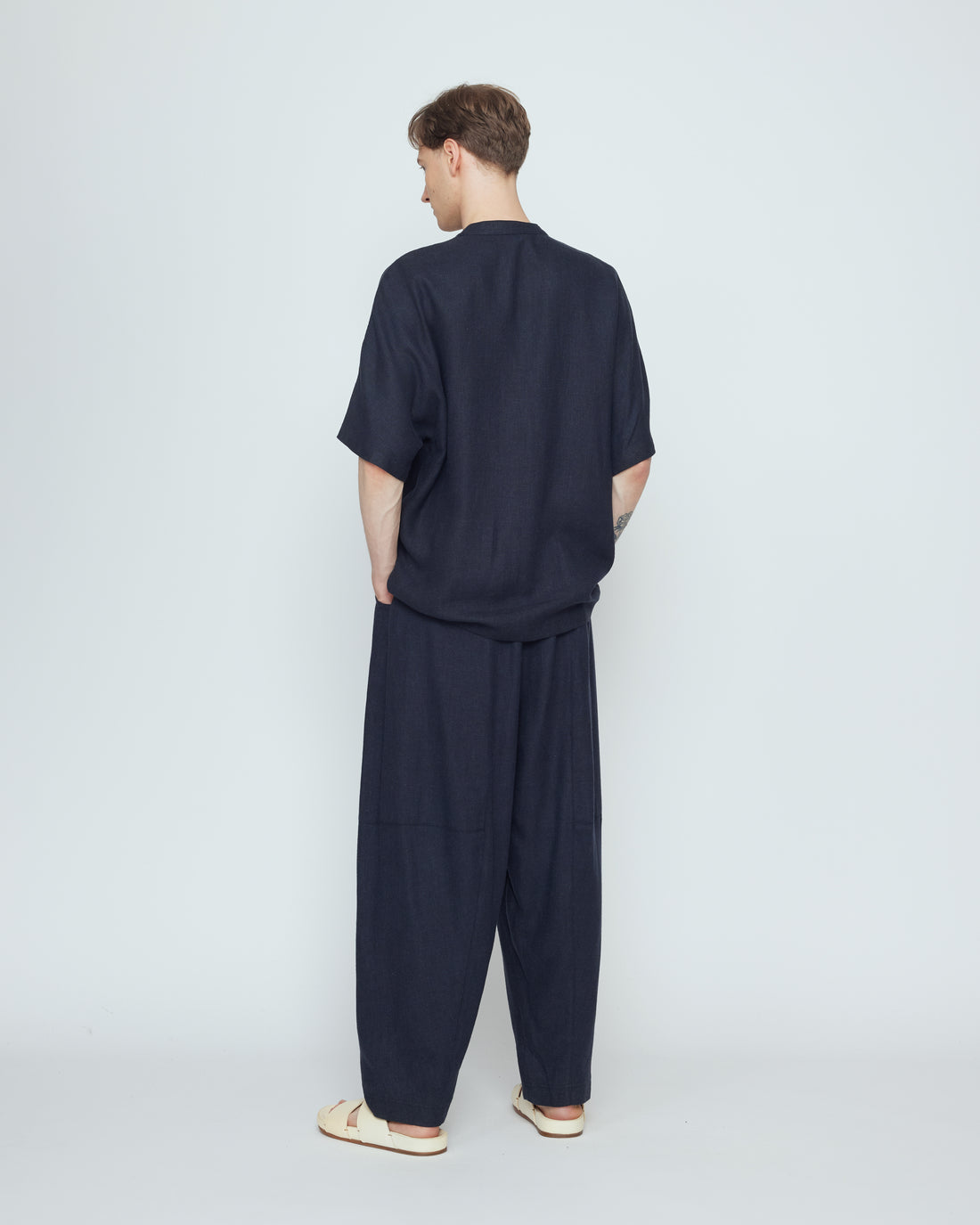 Panel Pockets Shortsleeves - SS26 - Navy Black