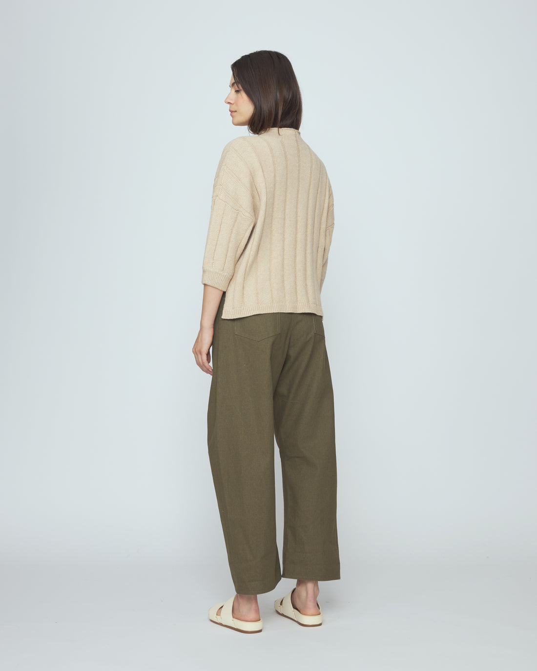 Mid Poet Mockneck Sweater - SS26 - Chickpea