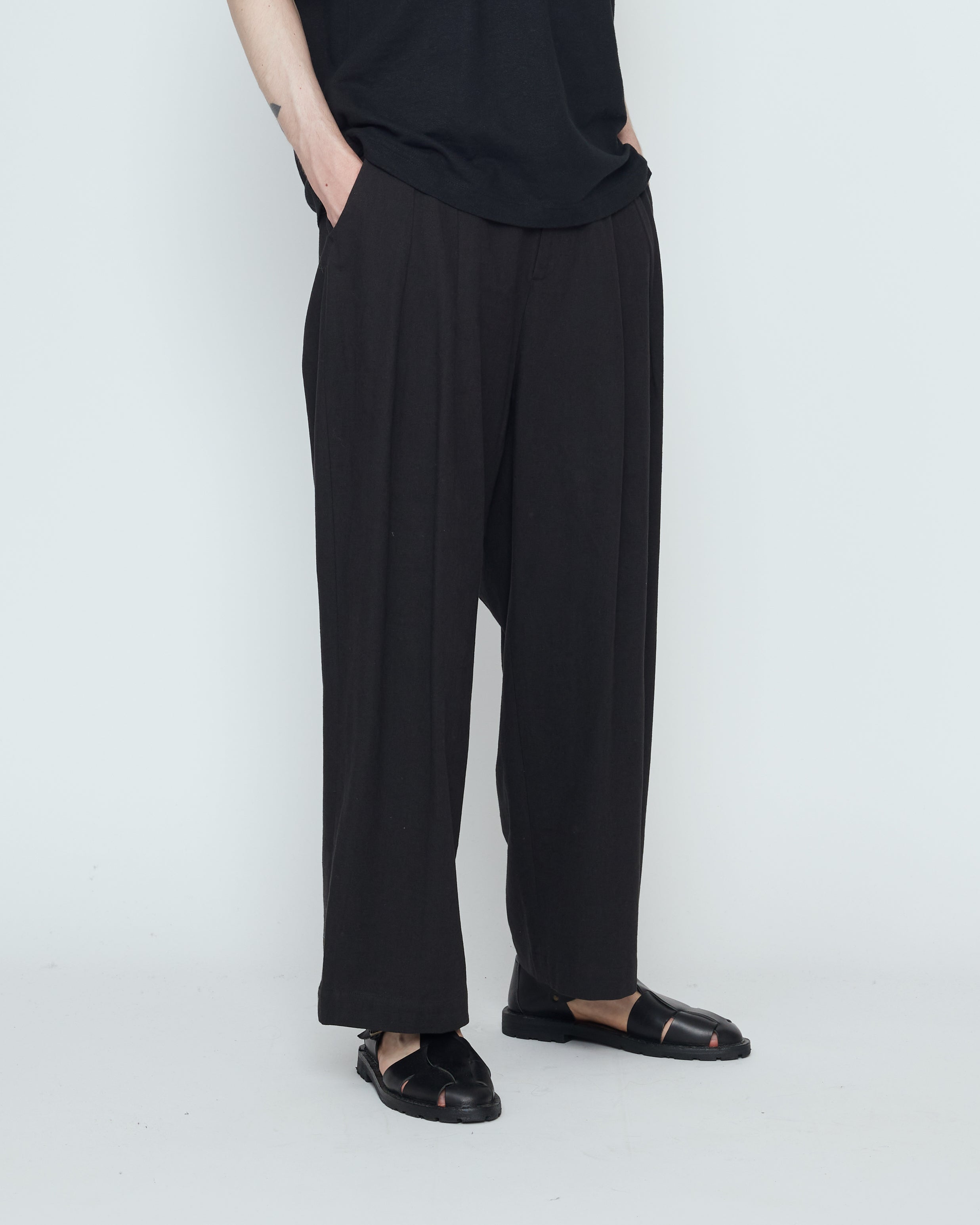 Signature Pleated Trouser - Canvas Edition - Black